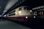 Lokomotiva: 103.117-8 | Vlak: EC 25 Franz Liszt ( Dortmund Hbf. - Budapest Kel.pu. ) | Místo a datum: Wien Westbf. (A) 05.02.1994
