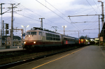 Lokomotiva: 103.121-0 | Vlak: EN 490 Hans Albers ( Wien Westbf. - Hamburg-Altona ) | Místo a datum: St.Pölten Hbf. (A) 14.05.1994