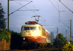 Lokomotiva: 103.213-5 | Vlak: EC 13 Leonardo da Vinci ( Dortmund Hbf. - Milano Centrale ) | Místo a datum: Trechtingshausen 25.09.1998