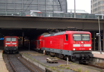 Lokomotiva: 112.149-0, 112.175-5 | Vlak: RE 21420 ( Hamburg Hbf. - Lbeck Hbf. ), RB 21370 ( Hamburg Hbf. - Ahrensburg ) | Msto a datum: Hamburg Hbf. 13.10.2014