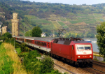 Lokomotiva: 120.136-7 | Vlak: IC 725 Spessart ( Hamburg-Altona - Nürnberg Hbf. ) | Místo a datum: Oberwesel 25.09.1998