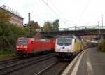 Lokomotiva: 145.033-7, 246.007-9 | Vlak: ME 81510 ( Cuxhaven - Hamburg Hbf. ) | Místo a datum: Hamburg-Harburg 14.10.2014