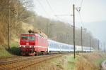 Lokomotiva: 180.001-0 | Vlak: EC 171 Comenius ( Berlin-Lichtenberg - Budapest Kel.pu. ) | Místo a datum: Dolní Zálezly (CZ) 03.04.1997