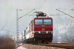 Lokomotiva: 180.013-5 | Vlak: Sg 42574 ( Lovosice jih - Dresden-Friedrichstadt ) | Místo a datum: Kurort Rathen 10.04.1996