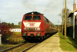 Lokomotiva: 218.470-3 | Vlak: RE 21251 ( Füssen - München Hbf. ) | Místo a datum: Ebenhofen 21.11.2002