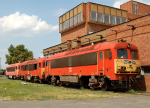 Lokomotiva: M41.2117 + M41.2183 + M41.2302 ( 418.302 ) | Místo a datum: Szombathely 19.07.2013