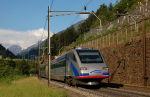 Lokomotiva: ETR 470.003 | Vlak: CIS 13 ( Zrich HB - Firenze S.M.N. ) | Msto a datum: Intschi 03.06.2009