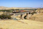 Lokomotiva: DH 420 | Vlak: TLR 252 Al Atlas ( Beni Nsar - Casablanca-Voyageurs ) | Místo a datum: Sidi Harazem 18.08.2019