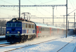 Lokomotiva: EP07-544 | Vlak: R 13018 ( Moskva Beloruskaja - Nice-Ville ) | Místo a datum: Petrovice u Karviné (CZ) 07.12.2012