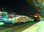 Lokomotiva: 477-689-0 | Vlak: EN 473 Ister ( Budapest Kel.pu. - Bucuresti Nord ) | Místo a datum: Budapest Kel.pu. (H) 16.11.2015