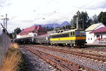 Lokomotiva: 162.004-6 | Vlak: Os 2305 ( ilina - Koice ) | Msto a datum: trba 15.09.1994