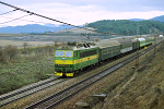Lokomotiva: 162.021-0 | Vlak: Os 2332 ( Spisk Nov Ves - ilina ) | Msto a datum: trba zastvka 06.04.1998
