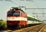 Lokomotiva: 350.001-4 | Vlak: EC 134 Vyšehrad ( Bratislava hl.st. - Praha hl.n. ) | Místo a datum: Ladná (CZ) 29.07.2005