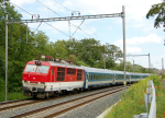 Lokomotiva: 350.002-2 | Vlak: EC 170 Hungaria ( Budapest Kel.pu. - Berlin Hbf. ) | Místo a datum: Kolín zastávka (CZ) 18.06.2009