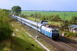 Lokomotiva: 350.006-3 | Vlak: EC 171 Comenius ( Praha-Holešovice - Budapest Kel.pu. ) | Místo a datum: Cerhenice (CZ) 06.09.2000