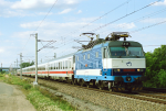 Lokomotiva: 350.011-3 | Vlak: EC 173 Vindobona ( Hamburg-Altona - Wien Südbf. ) | Místo a datum: Žabčice (CZ) 05.08.2005