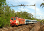 Lokomotiva: 362.015-0 | Vlak: EC 170 Hungaria ( Budapest Kel.pu. - Berlin Hbf. ) | Místo a datum: Kolín zastávka (CZ) 10.05.2012