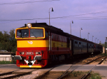 Lokomotiva: 750.201-6 | Vlak: Os 2206 ( Prievidza - Nové Zámky ) | Místo a datum: Nováky 04.10.1995