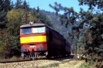 Lokomotiva: 751.037-3 | Vlak: Sp 385 Trnovia ( Tarnow - Prešov ) | Místo a datum: Kamenica nad Torysou 05.10.1995