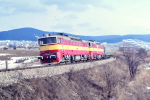 Lokomotiva: 754.052-9 ( T478.4052 ) + 754.072-7 ( T478.4072 ) | Vlak: R 540 Detvan ( Košice - Praha hl.n. ) | Místo a datum: odb. Dolná Štubňa 03.03.1992