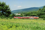 Lokomotiva: 851.011-7 | Vlak: Os 7455 ( erven Skala - Margecany ) | Msto a datum: Helcmanovce 06.08.1998
