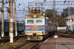 Lokomotiva: ČS2-514 | Vlak: P 4/3 ( Zaporizhzhia I - Uzhhorod ) | Místo a datum: Dnipro-Golovnij 18.10.2019