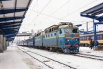 Lokomotiva: ČS7-310 | Vlak: P 3/4 ( Uzhhorod - Zaporizhzhia I ) | Místo a datum: Dnipro-Golovnij 30.12.2021